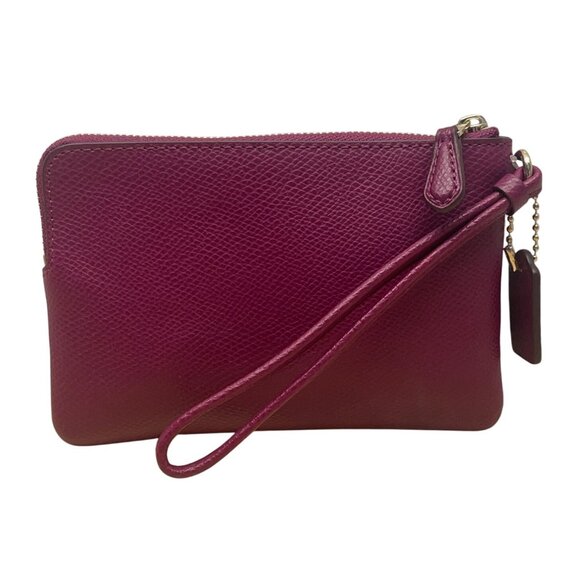 Coach Pebbled Fuchsia Leather With Gold Hardware Wristlet Clutch Bag Sz S - Picture 3 of 9